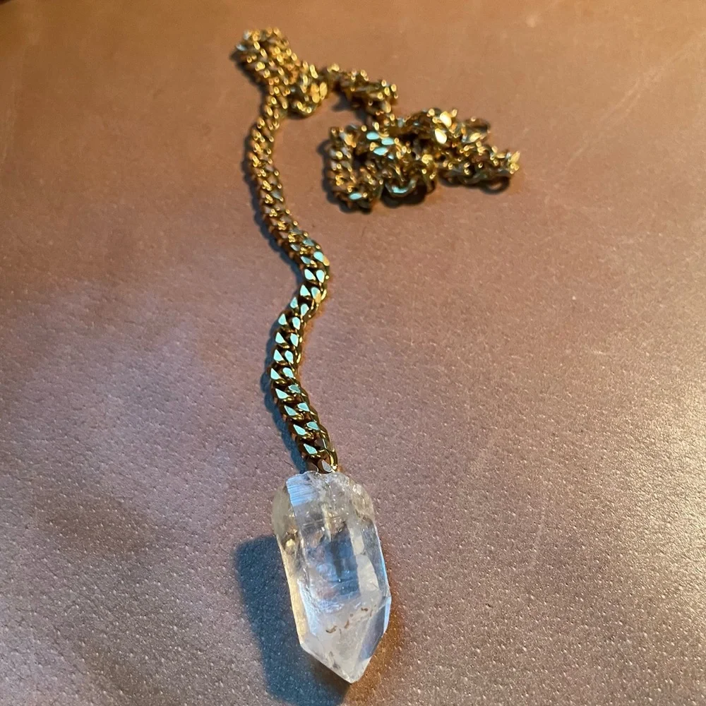 Crystal quartz lariat necklace adjustable gold plated curb chain boho layering - Picture 5 of 6